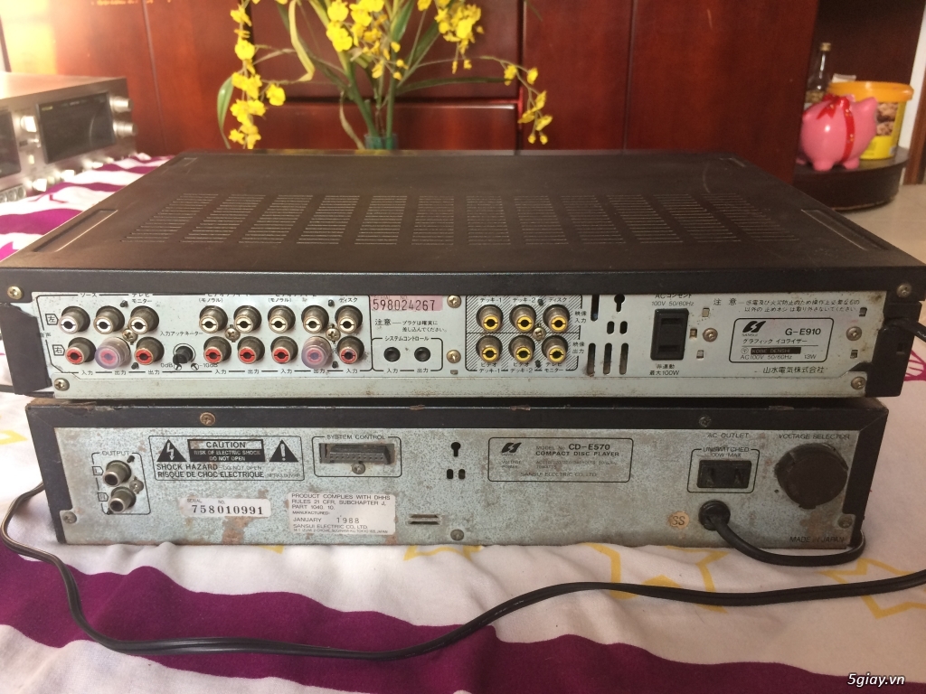 Cần bán equalizer Sansui và đầu CD Sansui - 3