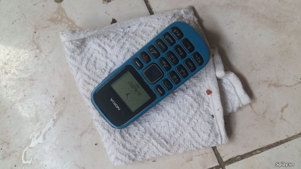 Nokia 1280 xanh nam tính
