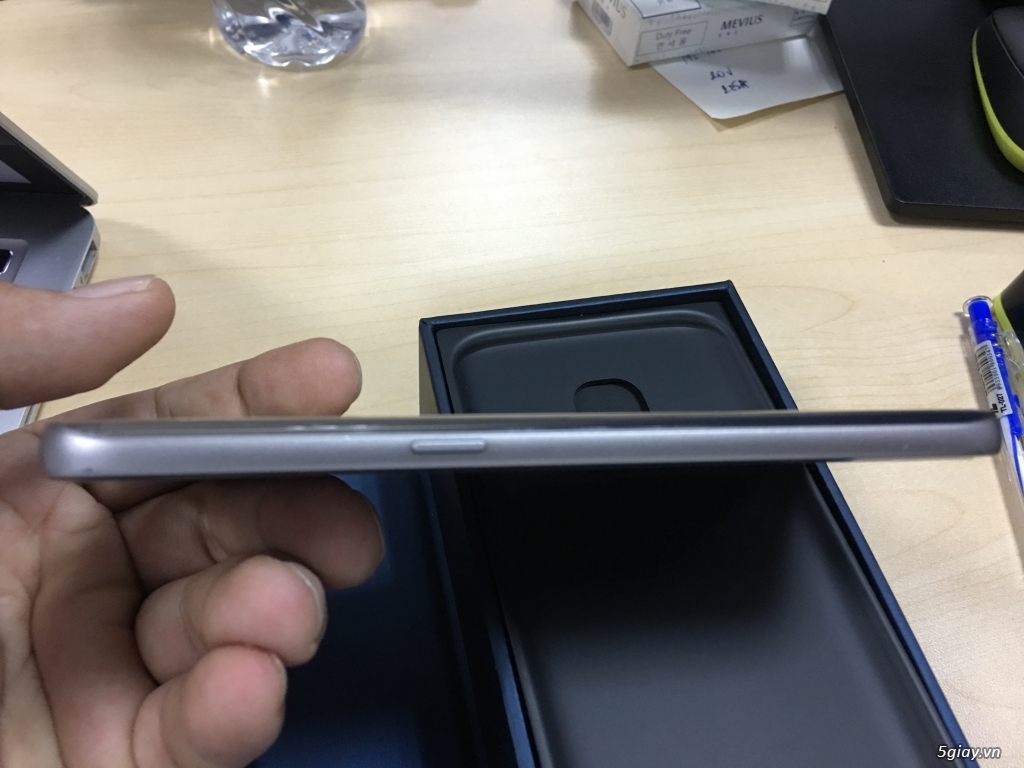 Samsung Galaxy S7 Vàng - 4