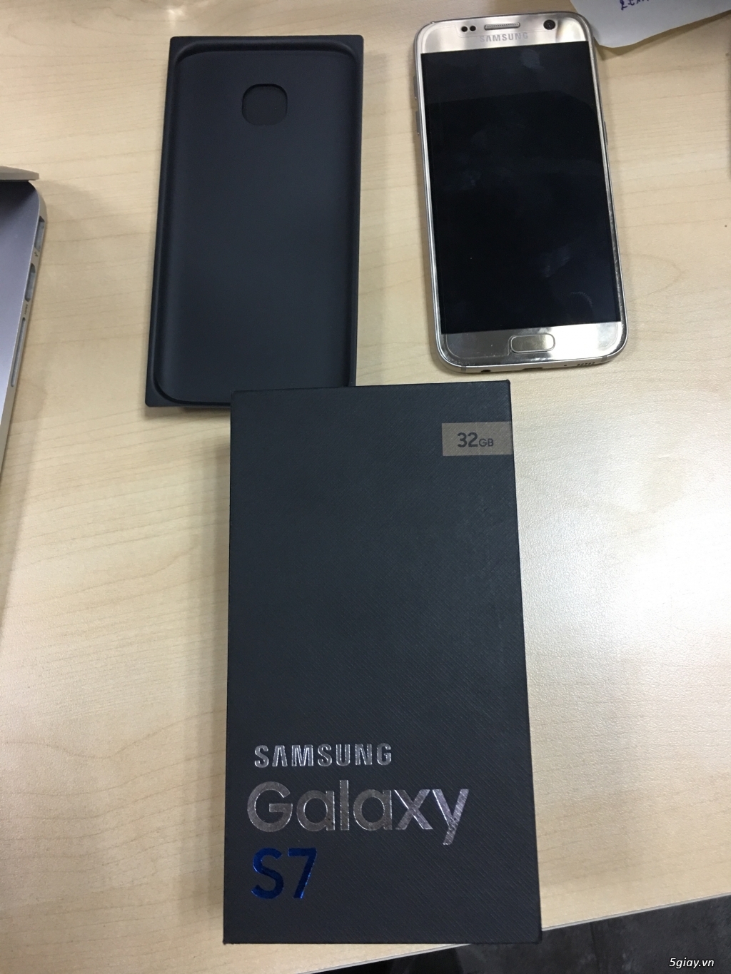 Samsung Galaxy S7 Vàng