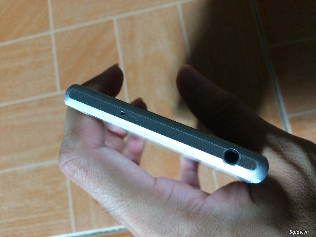 Sony z2 GL meizu hoặc xiaomi đổi gió