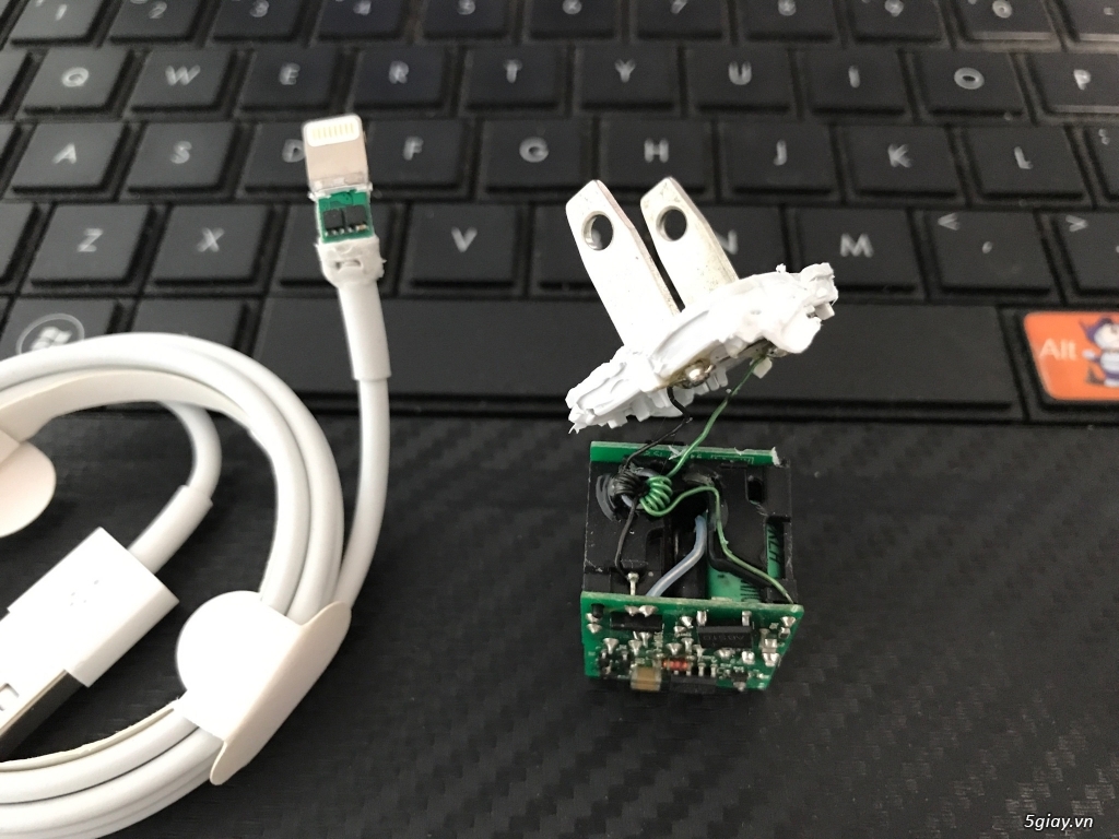 Cáp sạc iphone zin