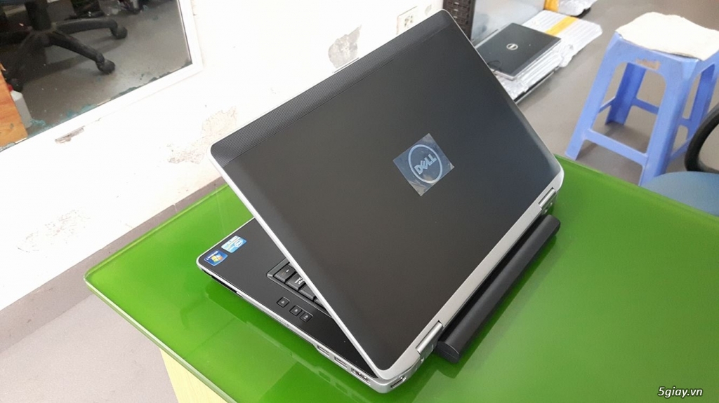 Dell E6430 (Core Ivy i7-3740QM 8CPU, 4GB,320GB, FullHD 1600x900) - 2