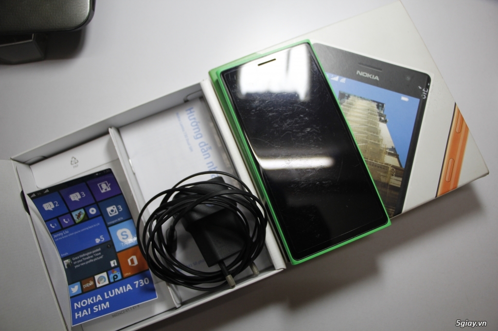 Cần bán Nokia Lumia 730 Xanh lá