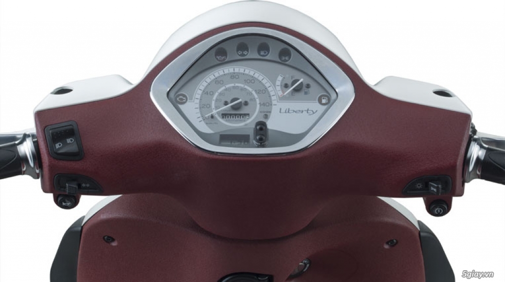 Xe tay ga Piaggio Liberty trắng đời 2014
