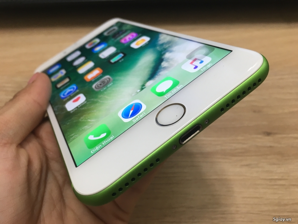 Iphone 7 Plus màu xanh lá đẹp không cưỡng nổi - 2