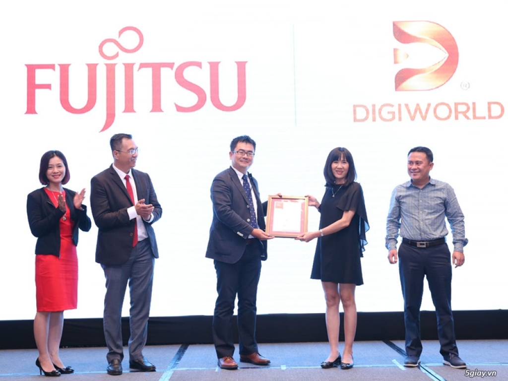 Digiworld phân phối laptop Fujitsu sử dụng bảo mật lòng bàn tay - 2