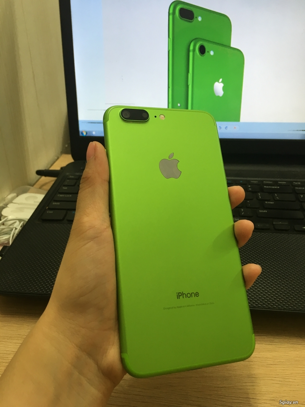 Iphone 7 Plus màu xanh lá đẹp không cưỡng nổi - 3