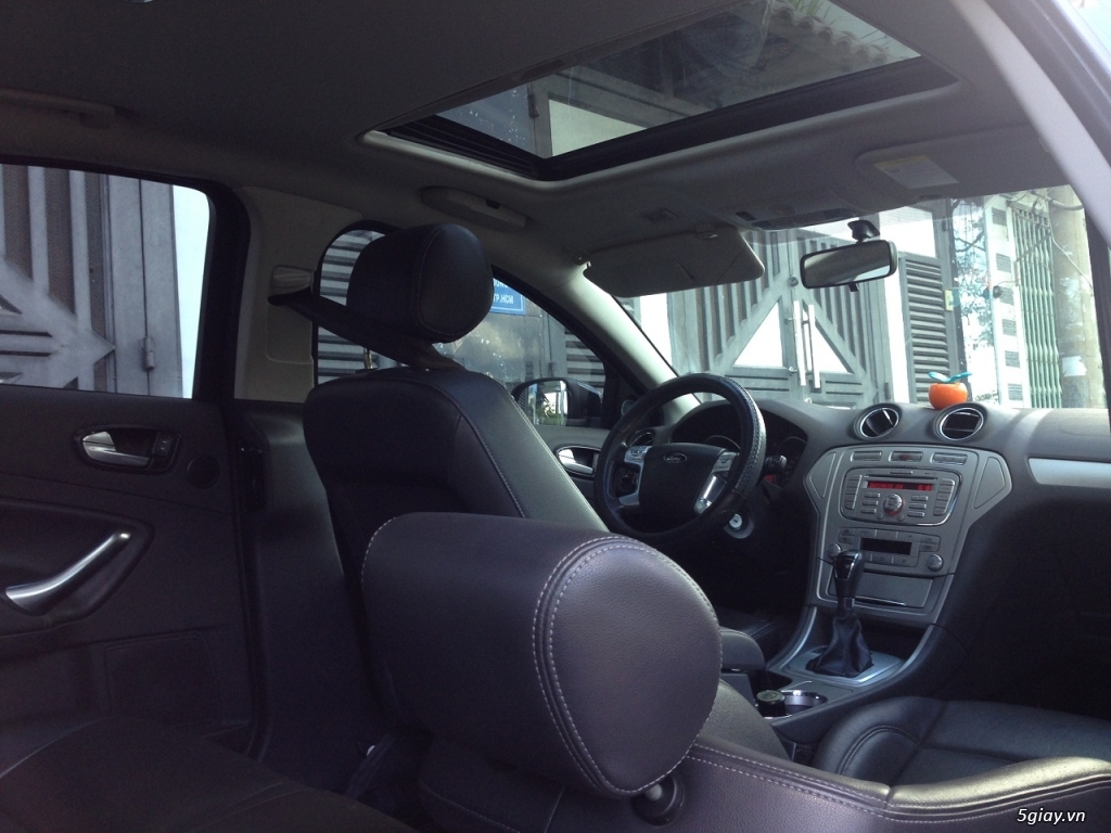 Cần bán xe Ford Mondeo 2014 màu đen vip - 10