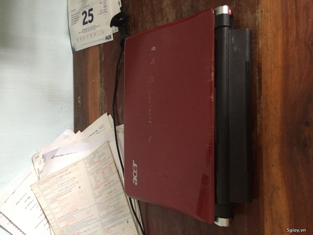 Thanh lý acer aspire one kav10