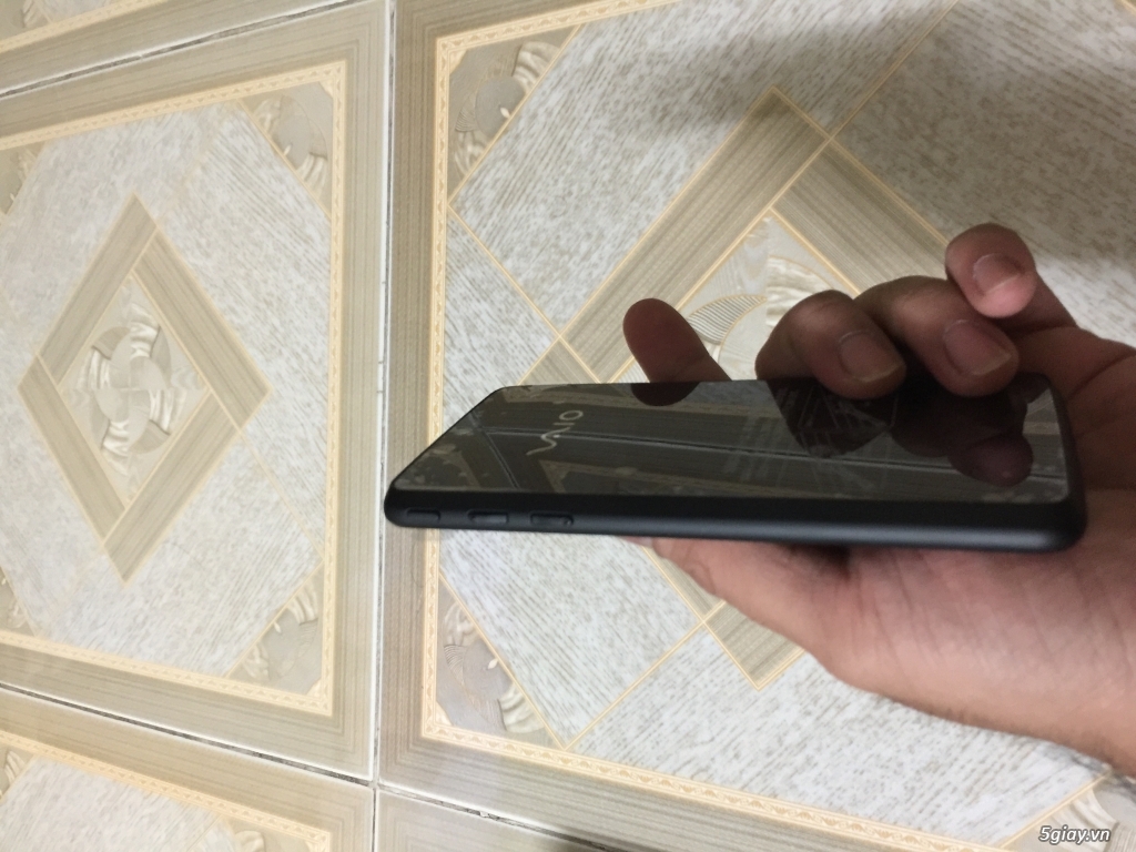 Điện thoại SONY VAIO VA-10J00 - 1