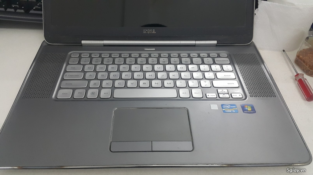 Laptop Dell xps 15z l511z core i5-2430M 8gb 1TB - 4