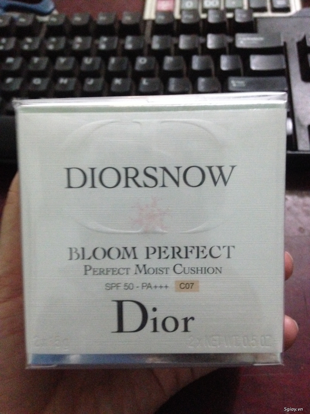 Cần bán Phấn nước Diorsnow Bloom Perfect Perfect Moist Cushion