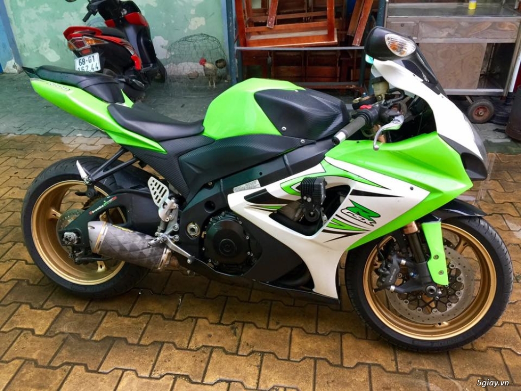SUZUKI GSX1000R chính chủ biển số thành phố xe chất  bán cực rẽ - 3