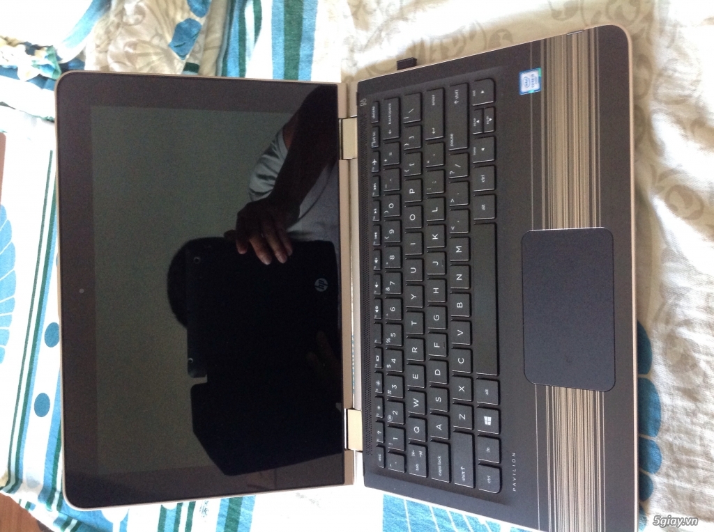 Bán Laptop HP Pavilion x360 core i3 , màn hình cảm ứng - 1