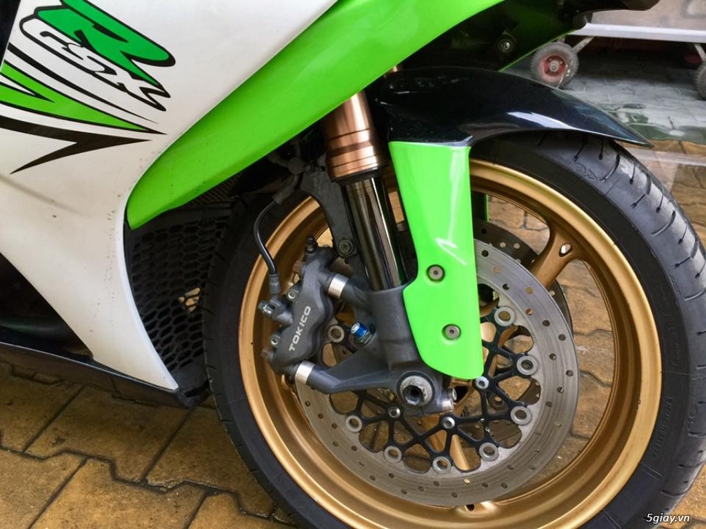 SUZUKI GSX1000R chính chủ biển số thành phố xe chất  bán cực rẽ - 6