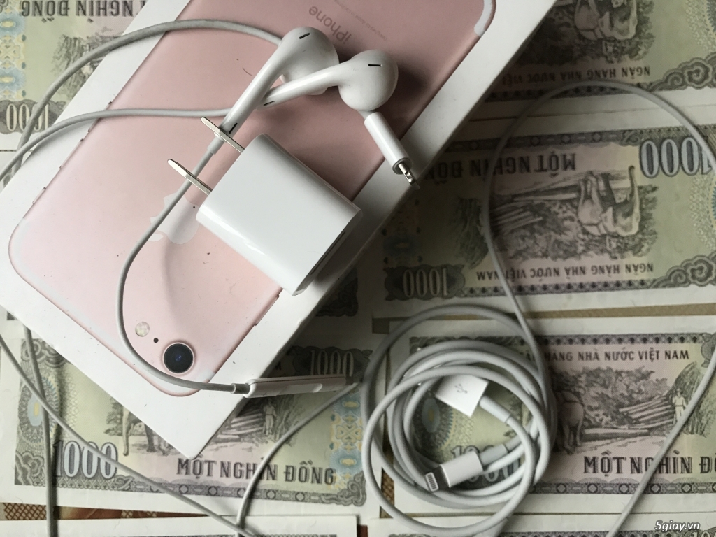 Sạc cáp tai nghe ip7