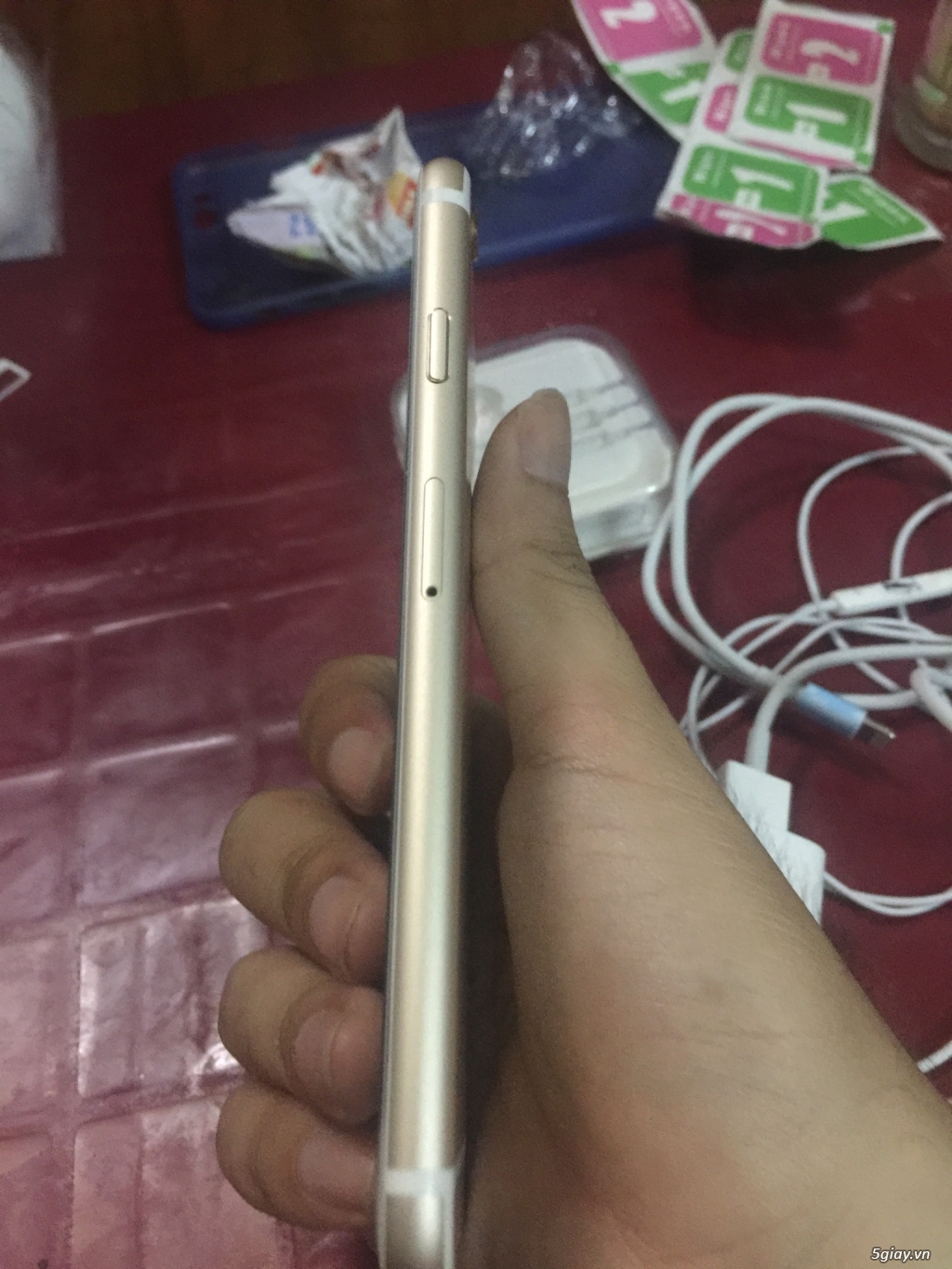 iPhone 6s gold quốc tế likenew - 4