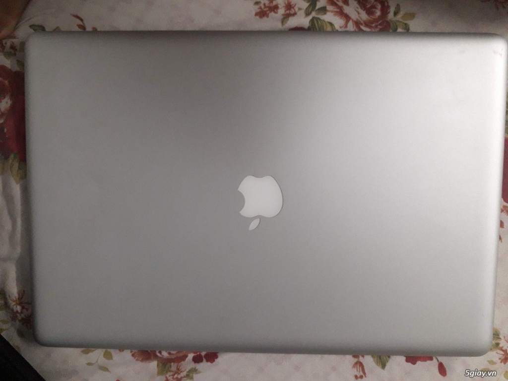 Cần bán Macbook Pro 17 core I7