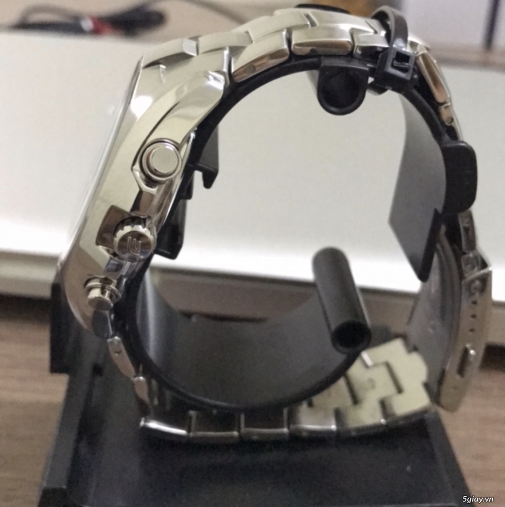 Bán đồng hồ Casio Men's EFR-529D-1A9VCF Edifice - 1.999.000đ - 1