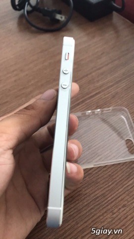 iPhone 5s trắng 16Gb lock không cần sim ghép