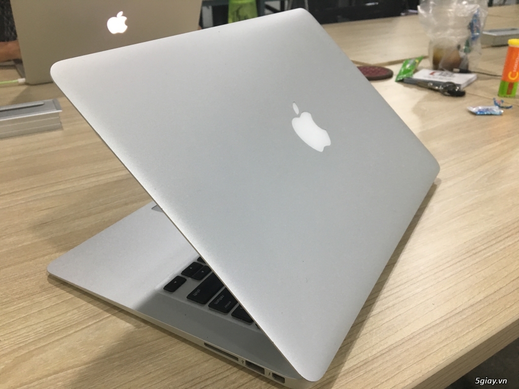 Cần bán: Macbook Air 13 Ram 8gb, ssd 128 - 5