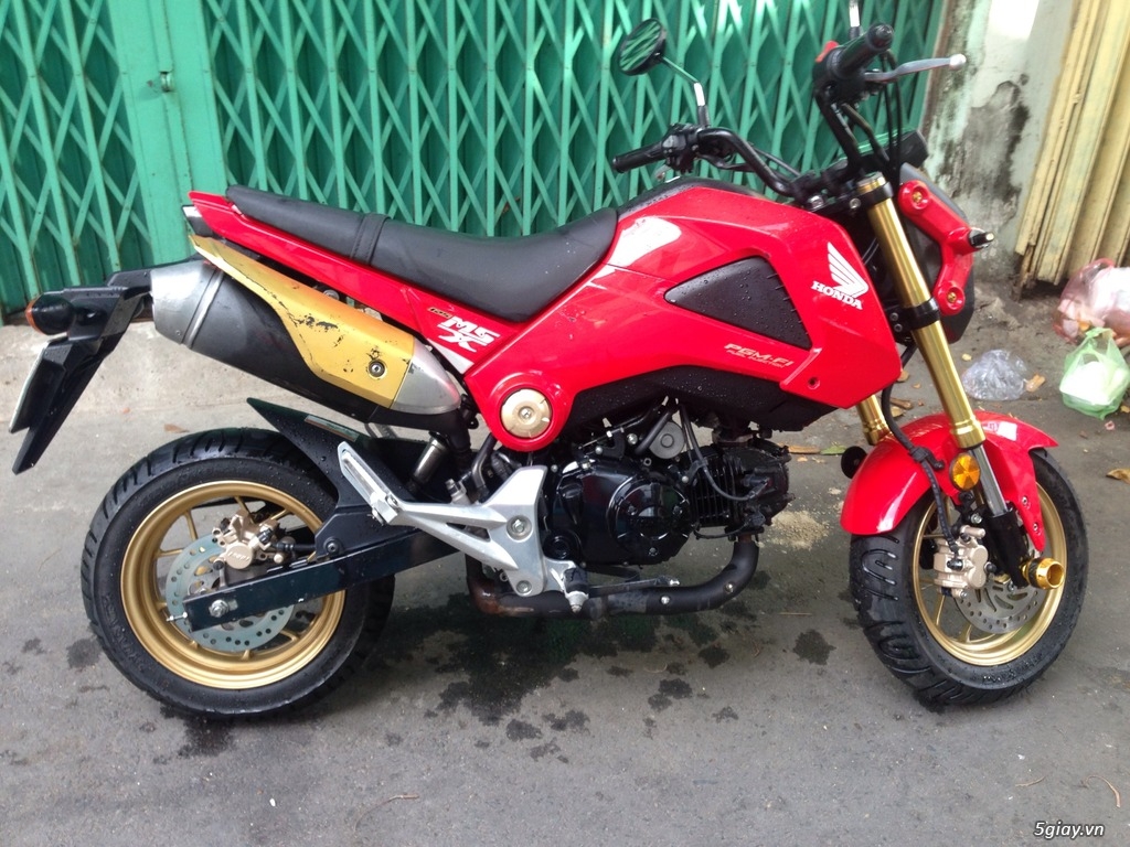 Bán MSX 125cc , màu Đỏ - đen , đk 2016 , odo 7.000 km , bstp,,,,,,