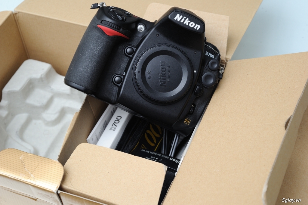 Sony Nex F3,Canon 1D mark lll,Nikon D3s,D700 - 8