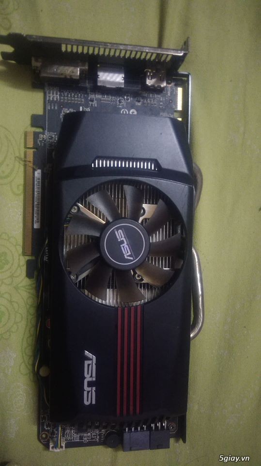 Asus Rampage II Extreme X58 sk1366 - HD 5850 - GTX 560