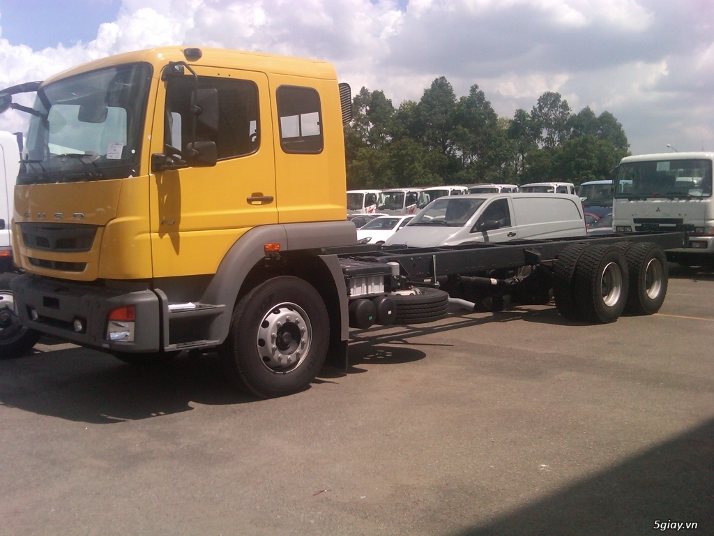 Xe tải Mitsubishi Fuso các loại - 11