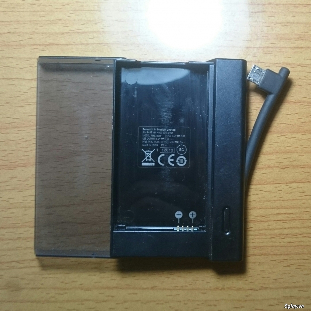 Blackberry 8707, Cường lực BB Classic, Hộp sạc pin Q10 - 2