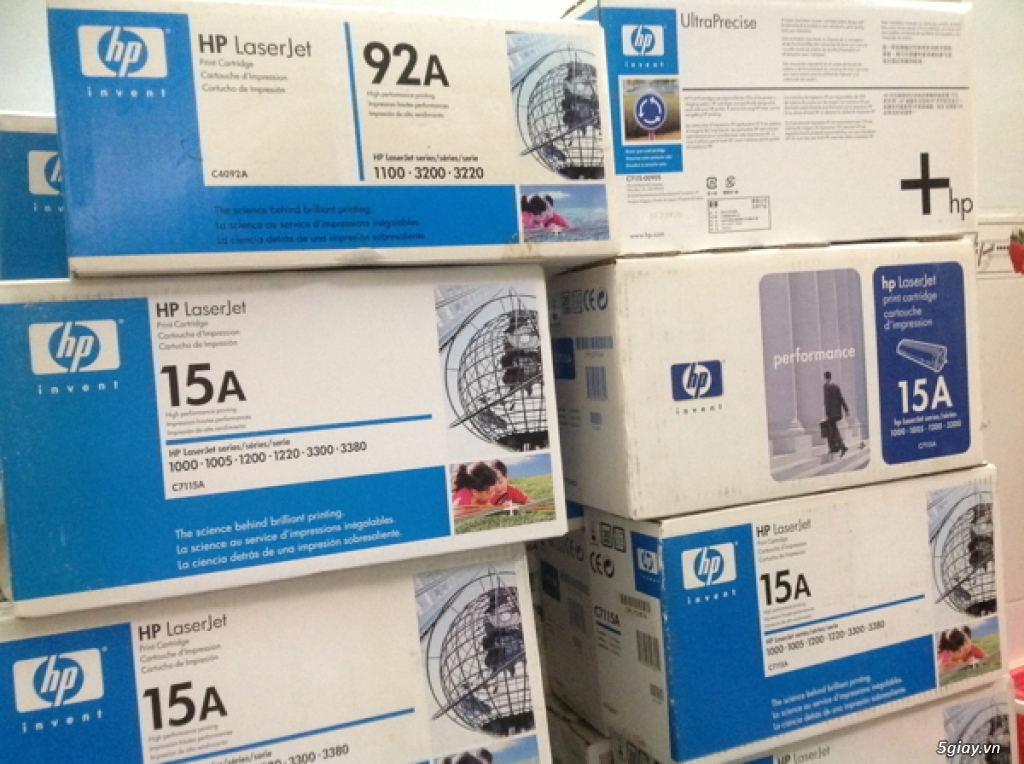 Mực in HP 15A Black Original LaserJet Toner Cartridge (C7115A)