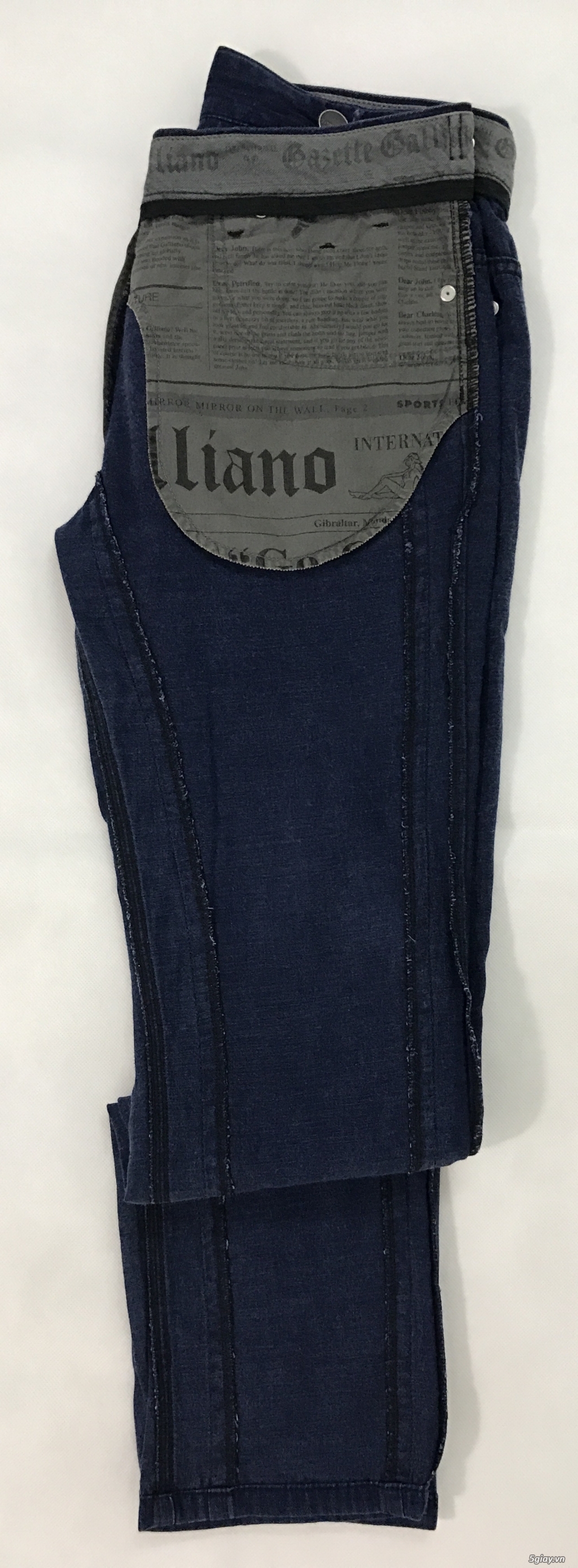 Quần jeans john galliano , made in italy , đẳng cấp toàn cầu . - 38