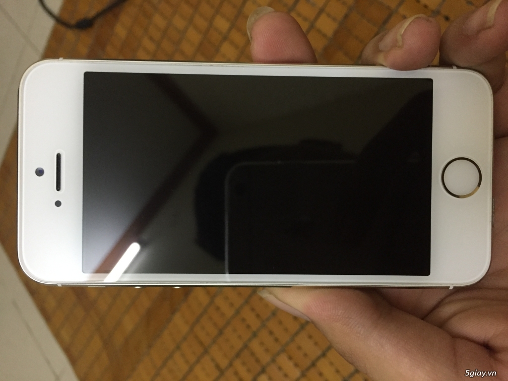 Cần tiền bán iPhone 5s gold,32G, như mới! - 1