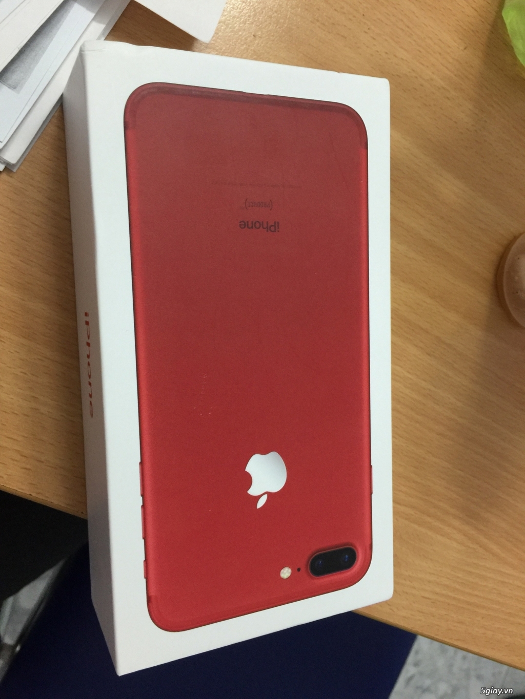 iPhone 7 Plus(RED) 256GB full box Hnam mobile. Chưa tháo seal, sim!