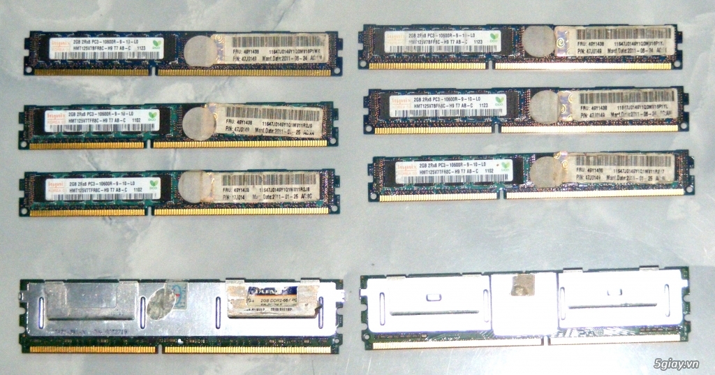 Ve chai ram3 ECC 2Gb, tản nhiệt nước Corsair.