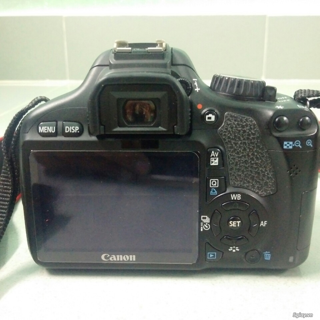 Canon EOS 550D(Rebel T2i / EOS Kiss X4)( 18-135mm F3.5-5.6 IS )Len Kit - 1