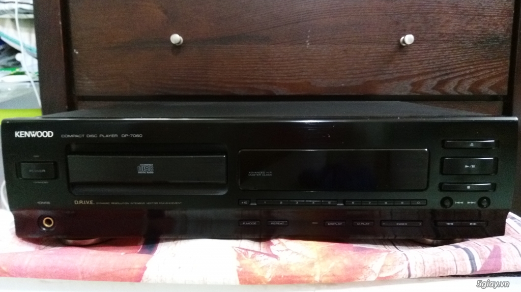 Cần bán: đầu cd Kenwood dp-7060 - 1