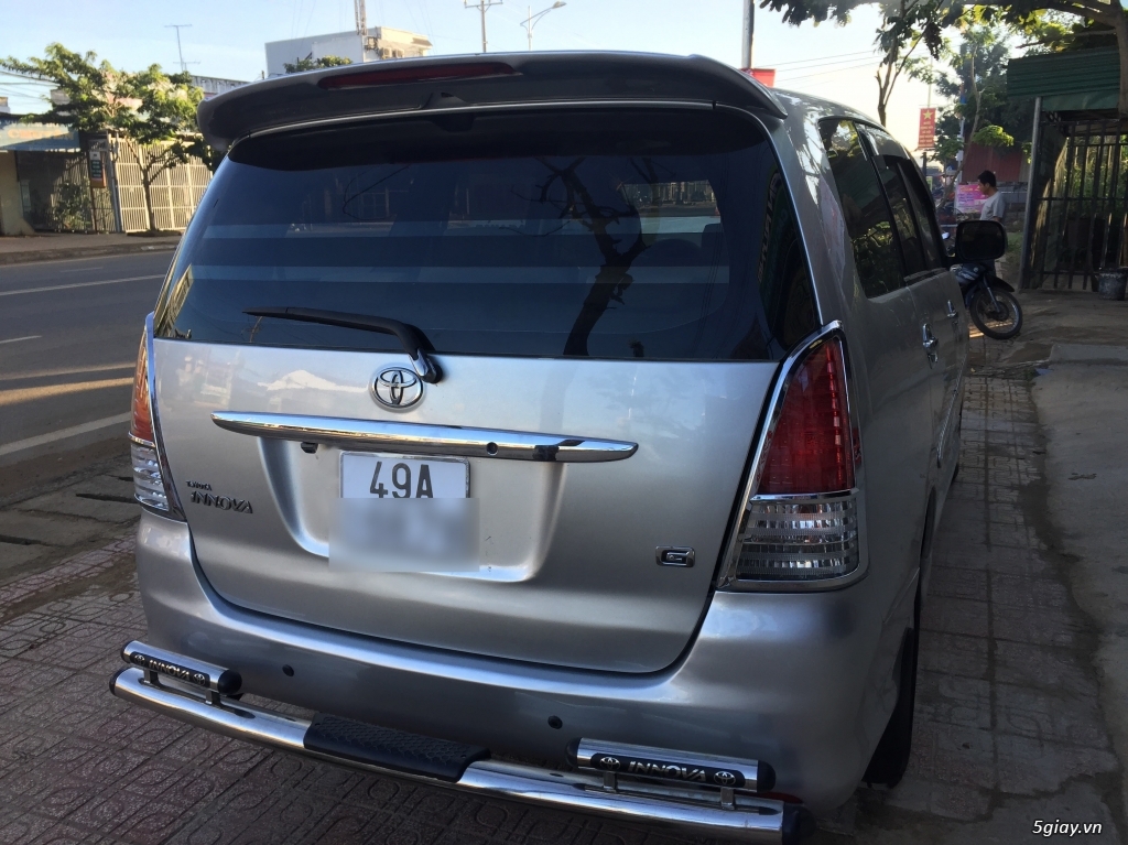 Cần bán xe toyota innova G 2010, xe gia đình sử dụng, Biển số Lâm Đồng - 1