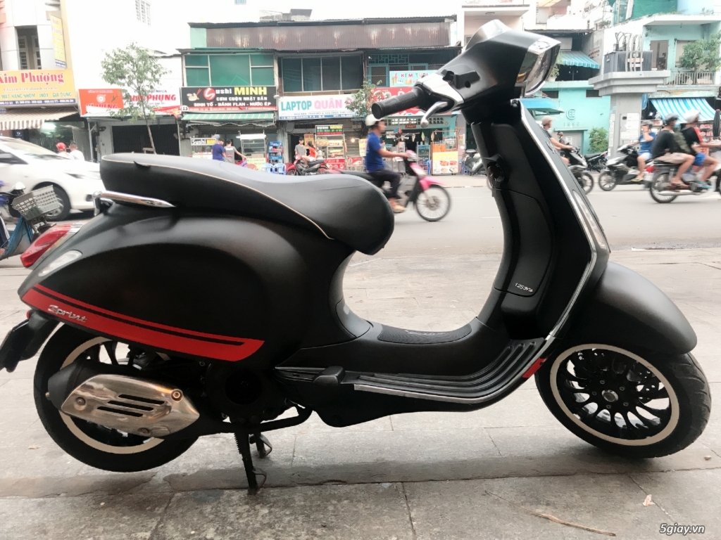 Vespa sprint limited edition 2015 - 4