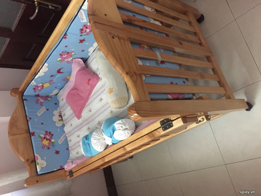 Nôi cũi gỗ cho bé từ 0-4 tuổi