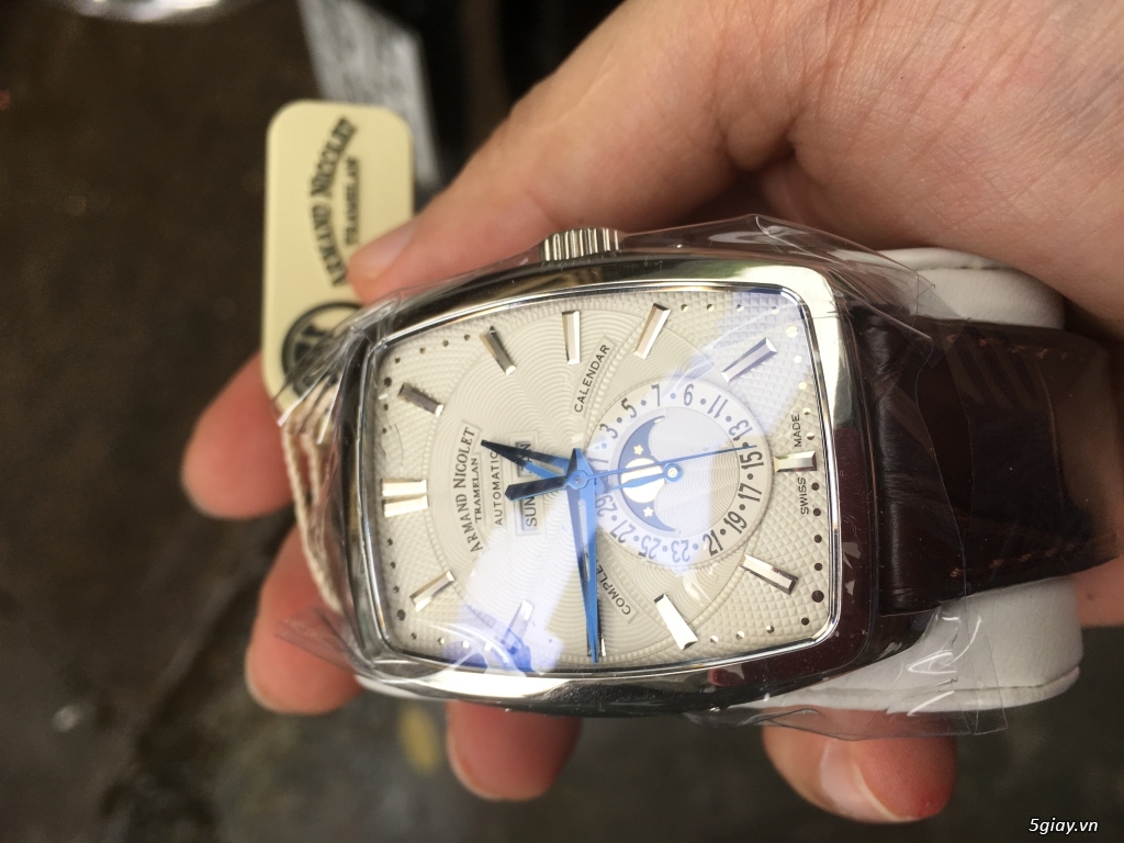 Armand Nicolet TM07, full lịch, trăng saoă - 4