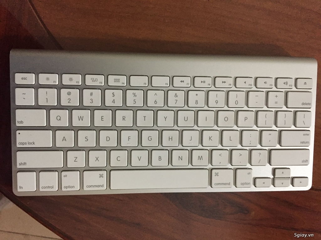 Bán bàn phím bluetooth dùng cho Mac và Ipad