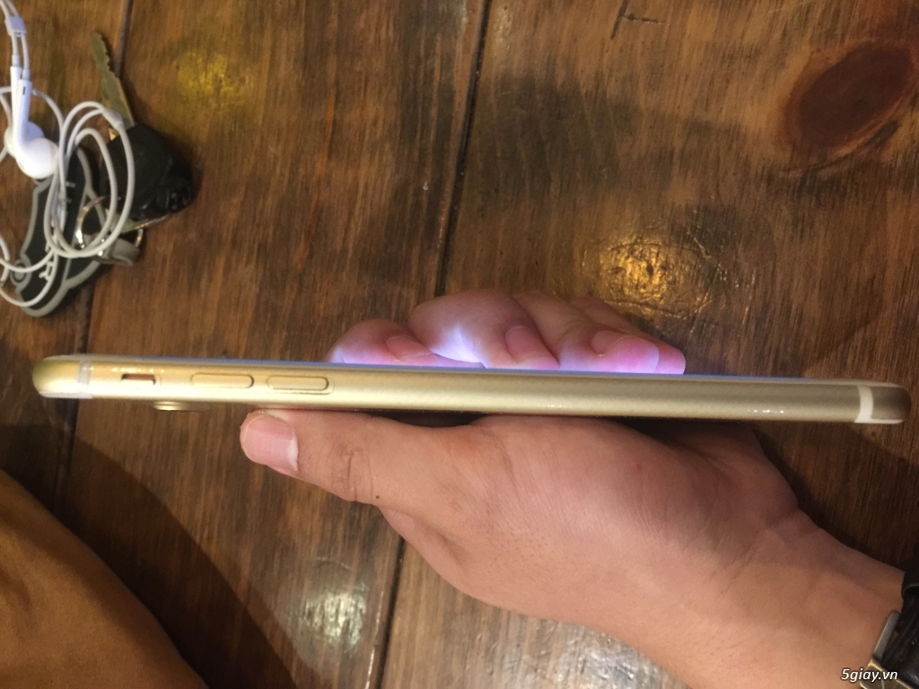 iPhone 7 32gb Gold FPT - 4