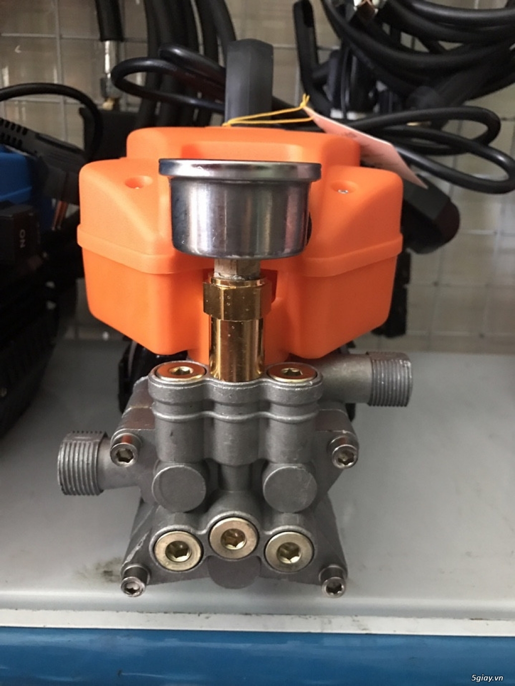 Cần bán : Máy xịt rửa xe gia đình áp lực cao, lõi đồng 100% , giá tốt - 1