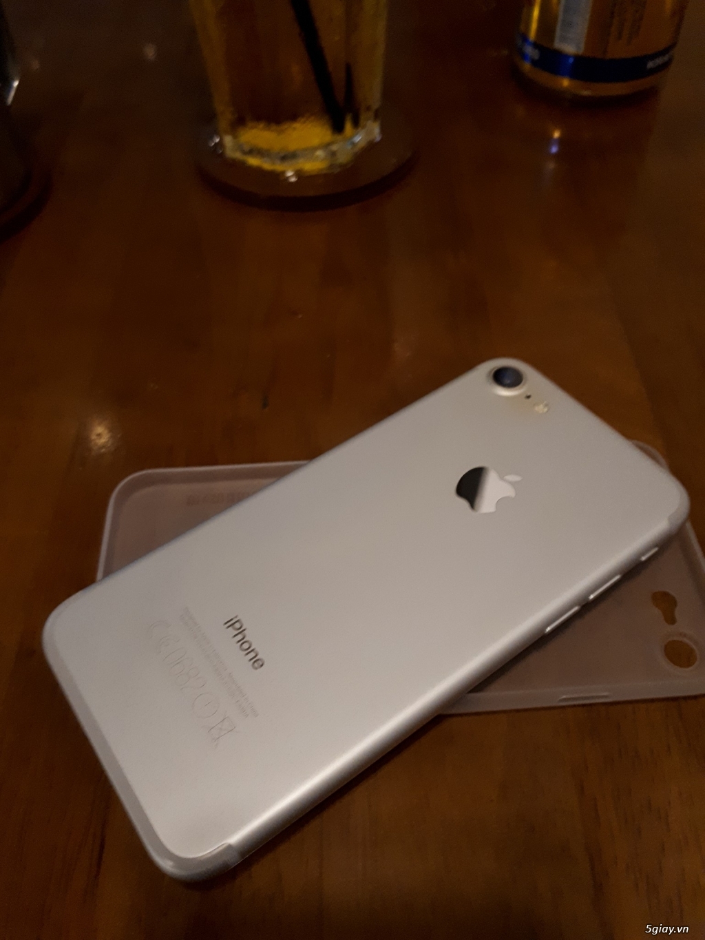 Bán iPhone 7 128GB màu bạc còn bảo hành chính hãng hơn 7 tháng - 1