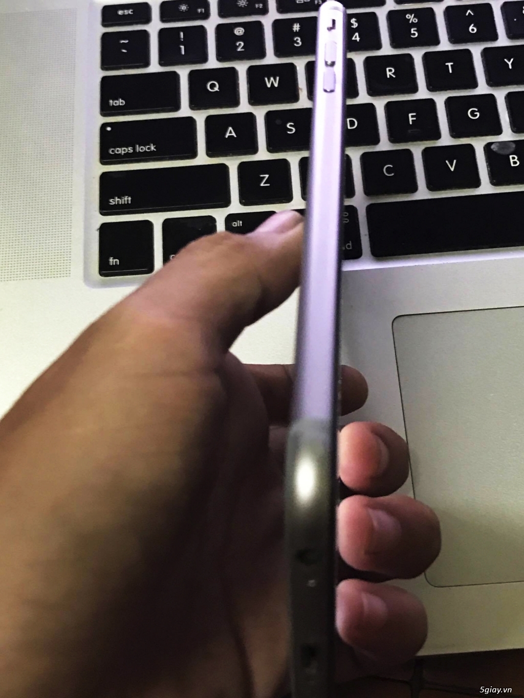 Cần bán Iphone 6plus 95% full phụ kiện zin - máy HNam - 1