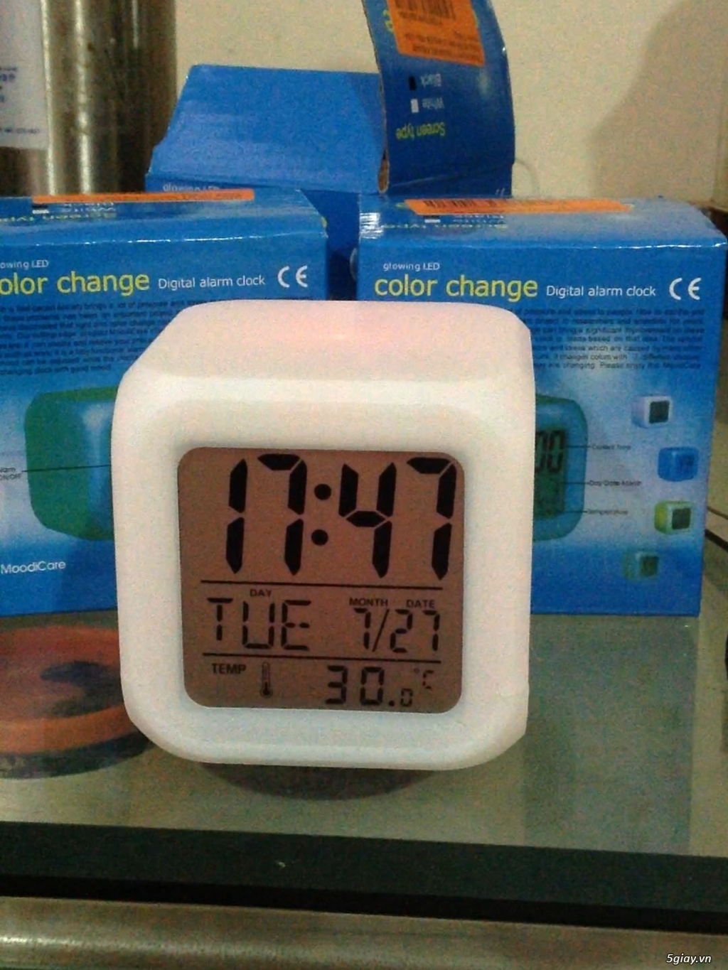 [ Nội thất phòng ngủ] đồng hồ để bàn đẹp và sang trọng có đo nhiệt độ - 2