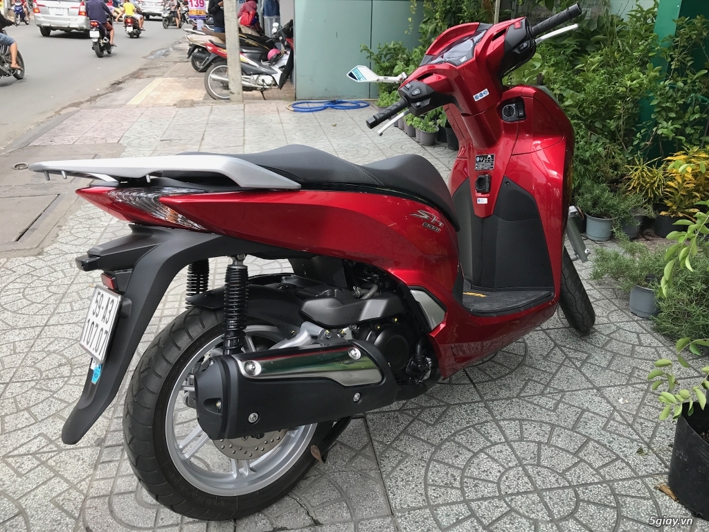Bán SH300i 99.9% như mới - 2
