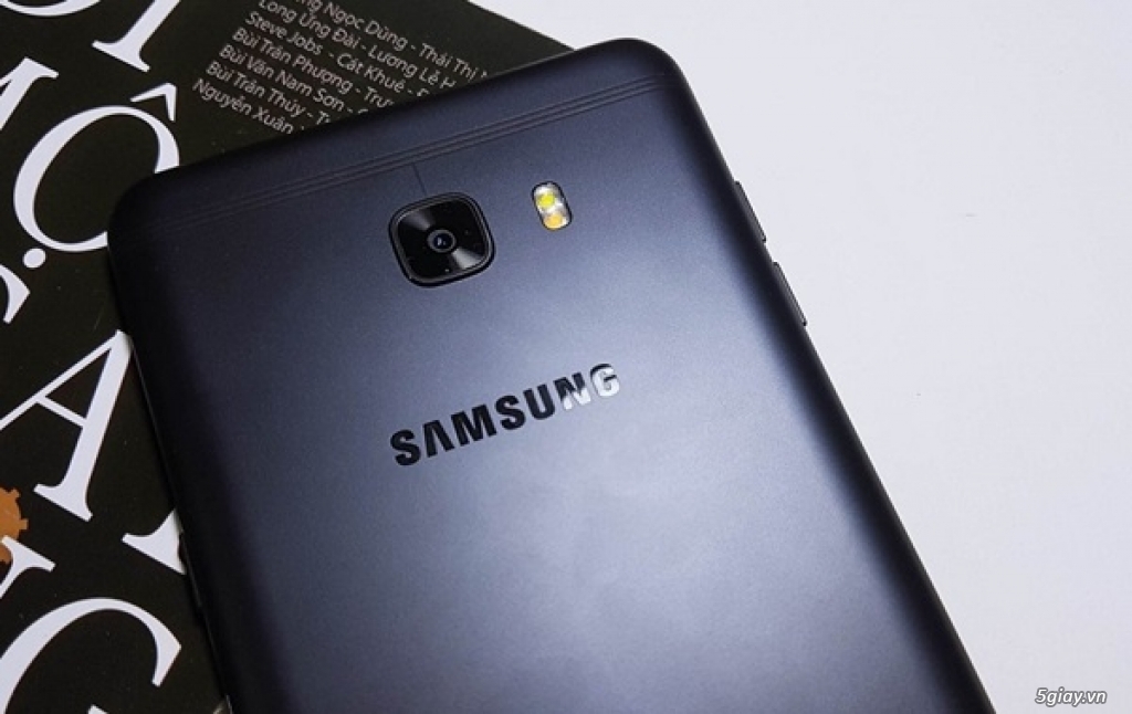 Hcm- Cần bán Samsung galaxy c9 pro đen like new 99,9%